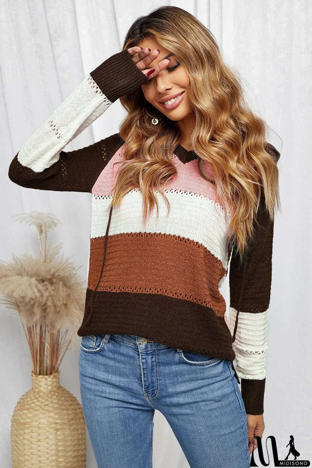 MidiSono - Classic Beach Bonfire Knitted Hoodie