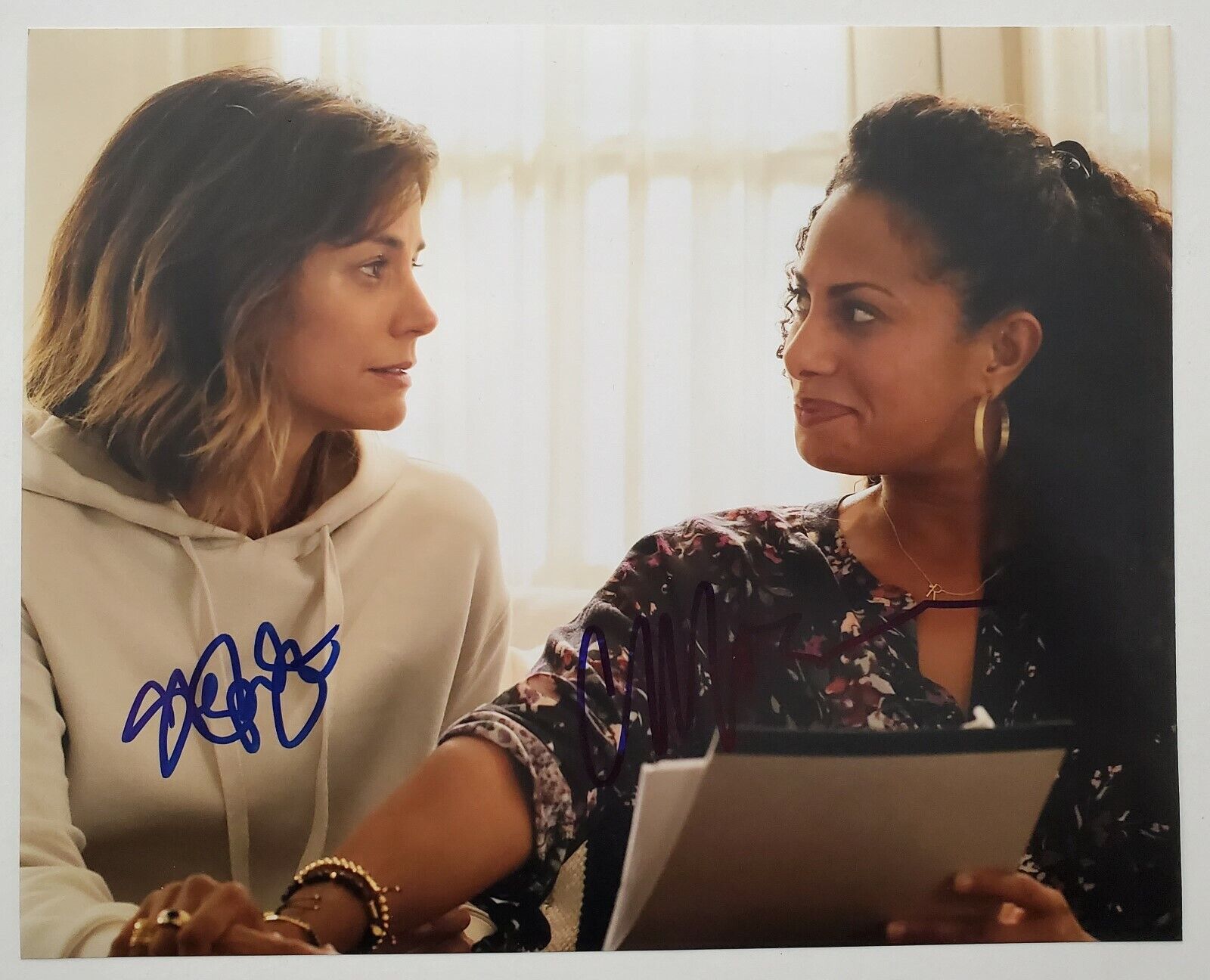 Stephanie Szostak Christina Moses Signed A Million Little Things 8x10 Photo Poster painting RAD