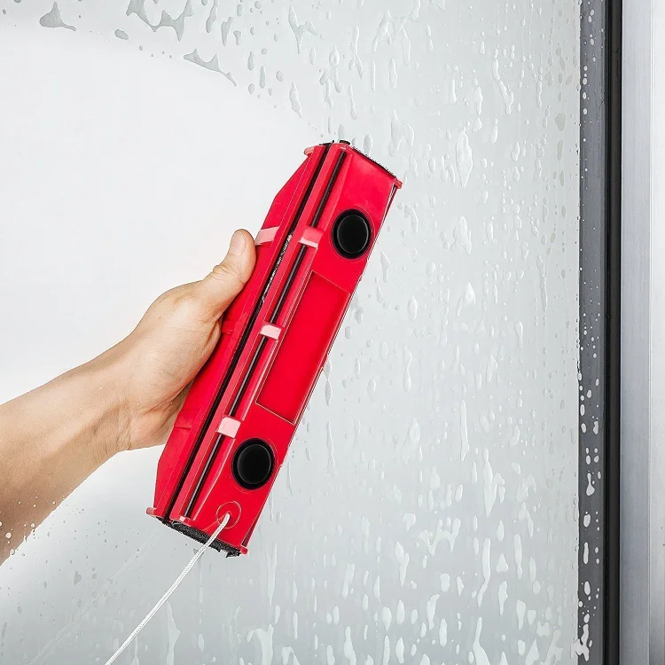 Magnetic Window Cleaner