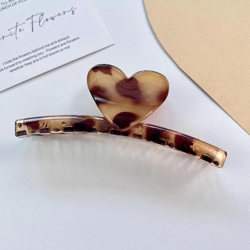 Women’s Casual Streetwear Heart Shape Arylic Handmade Hair Claws