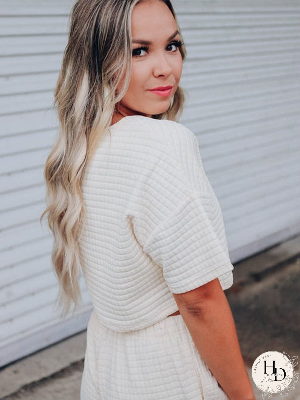 Chic White Textured Lattice Crop Top and Jogger Pants Ensemble