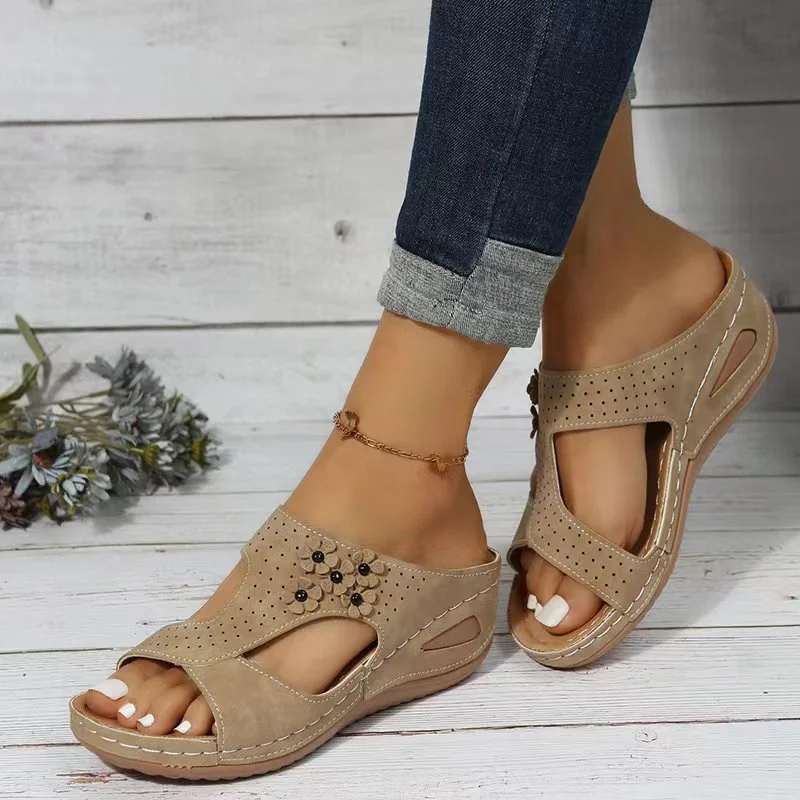 Women's Retro Flower Thick Sole One-line Casual Wedge Sandals