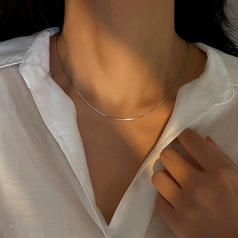 Minimalist Solid Color Titanium Steel Polishing Necklace