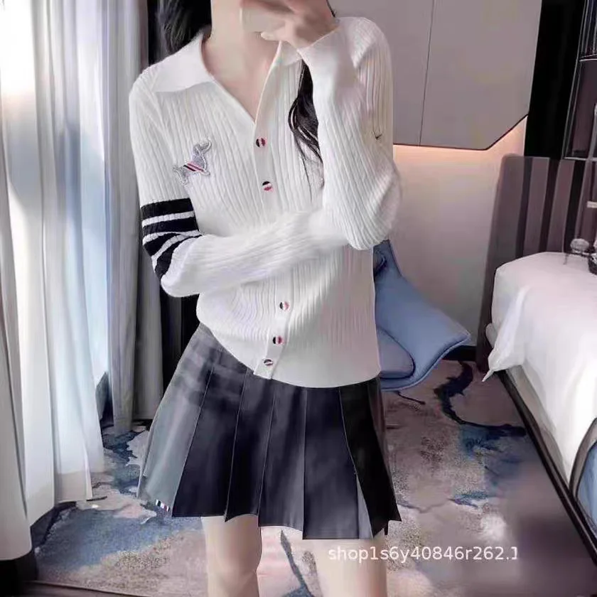 Nigikala Nigikala Bumping Color With A Soft Glutinous Wool Knit POLO Collared Thin Coat Female Spring Animal Embroidered Opener