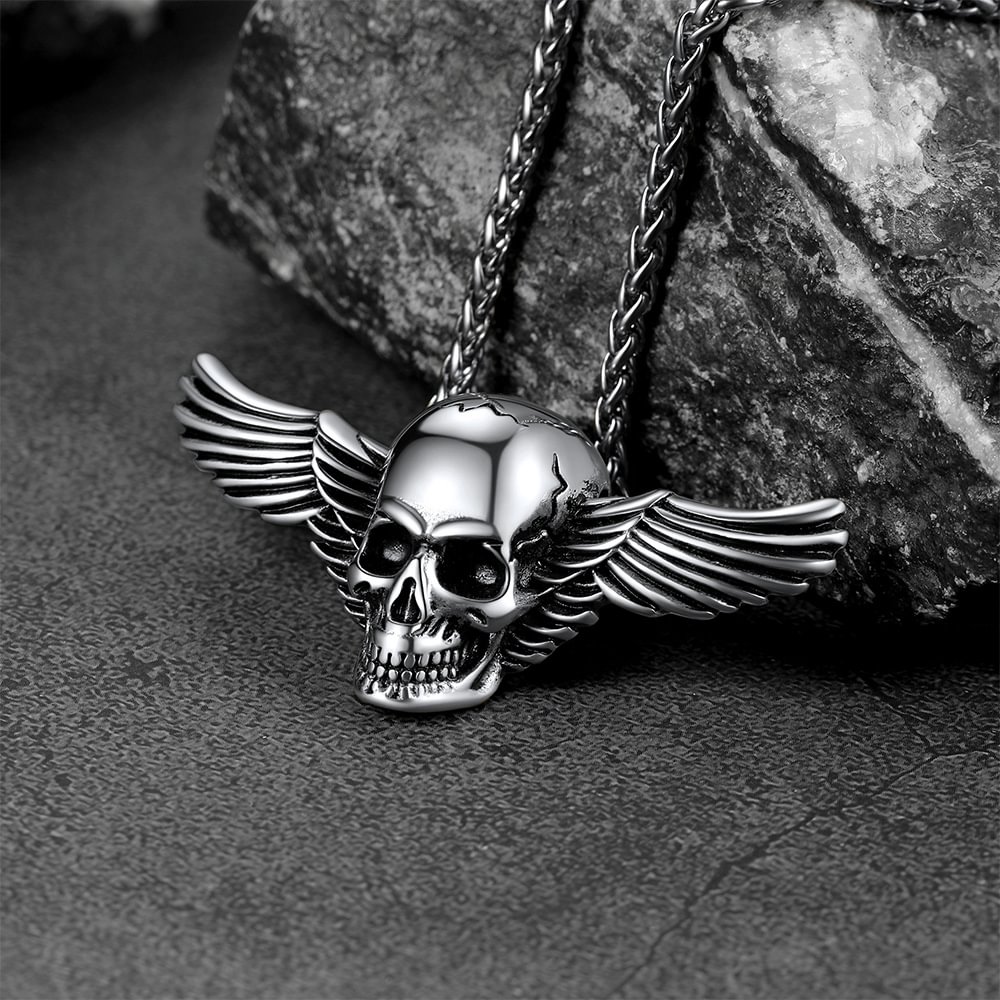 Gothic  Skull Necklace With Wing for Men