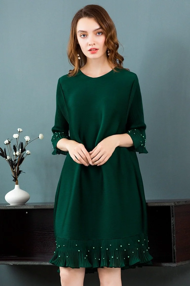 Round neck beaded pleated mid-length lace dress