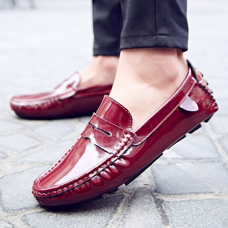 men penny loafers slip on moccasins burgundy patent leather  non-slip driving shoes men outdoor leather loafers black white