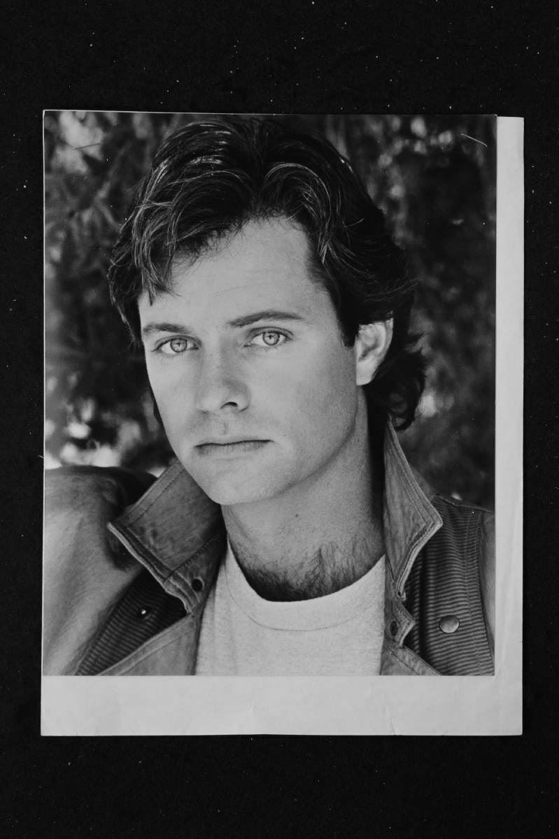 Alex Hyde-White - 8x10 Headshot Photo Poster painting w/ Resume - Days of our Lives