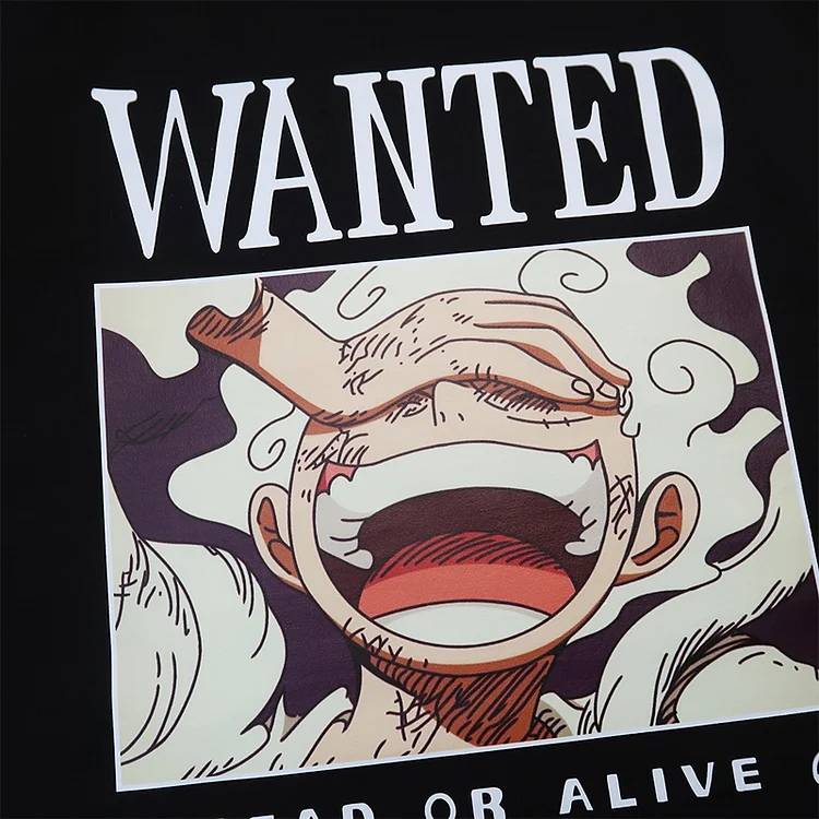 One Piece Straw Hat Pirates Wanted Poster T-Shirt