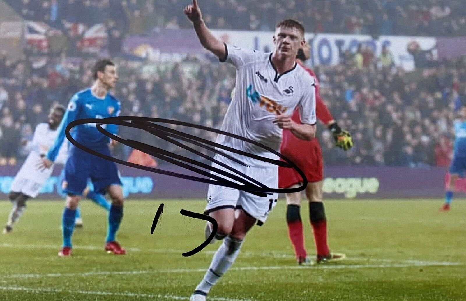 Sam Clucas Genuine Hand Signed Swansea City 6X4 Photo Poster painting