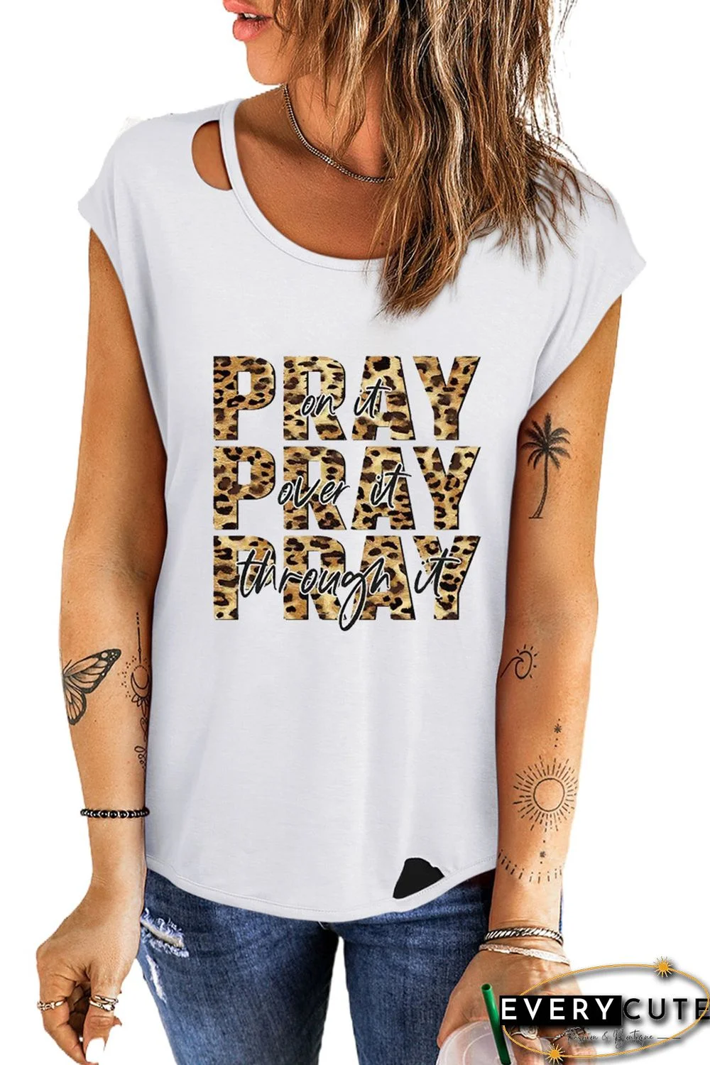 White PRAY Letter Leopard Print Short Sleeve Graphic Tee