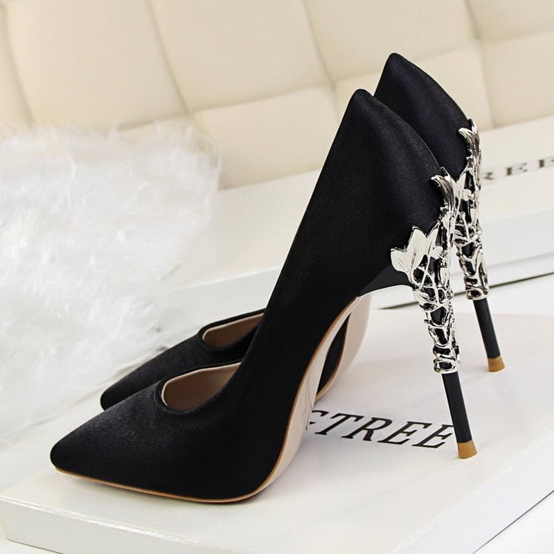 2019 Women pumps Sexy Pointed toe Luxury Metal high heels shoes woman Spring Summer Women party wedding shoes High heels Zapatos