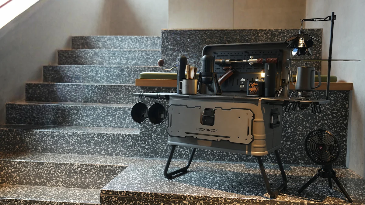 ROCKBROOK BX1024 50L big kitchen storage container with lid