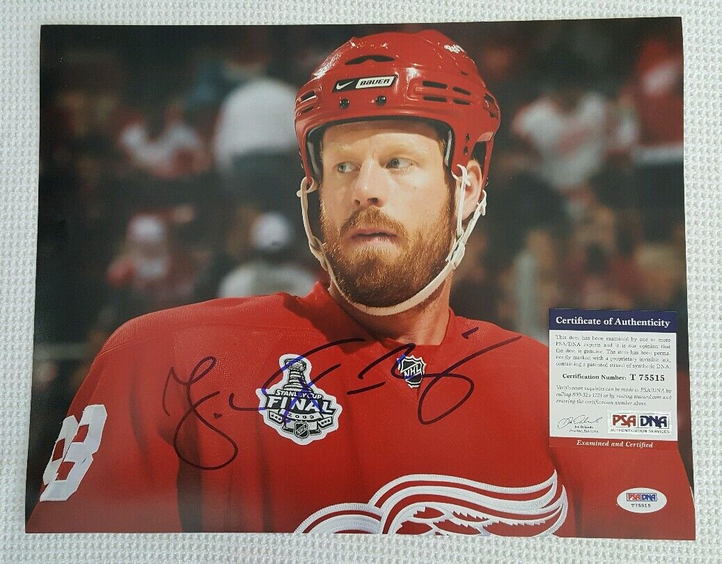 JOHAN FRANZEN Autographed Detroit Redwings 11x14 Photo Poster painting. PSA