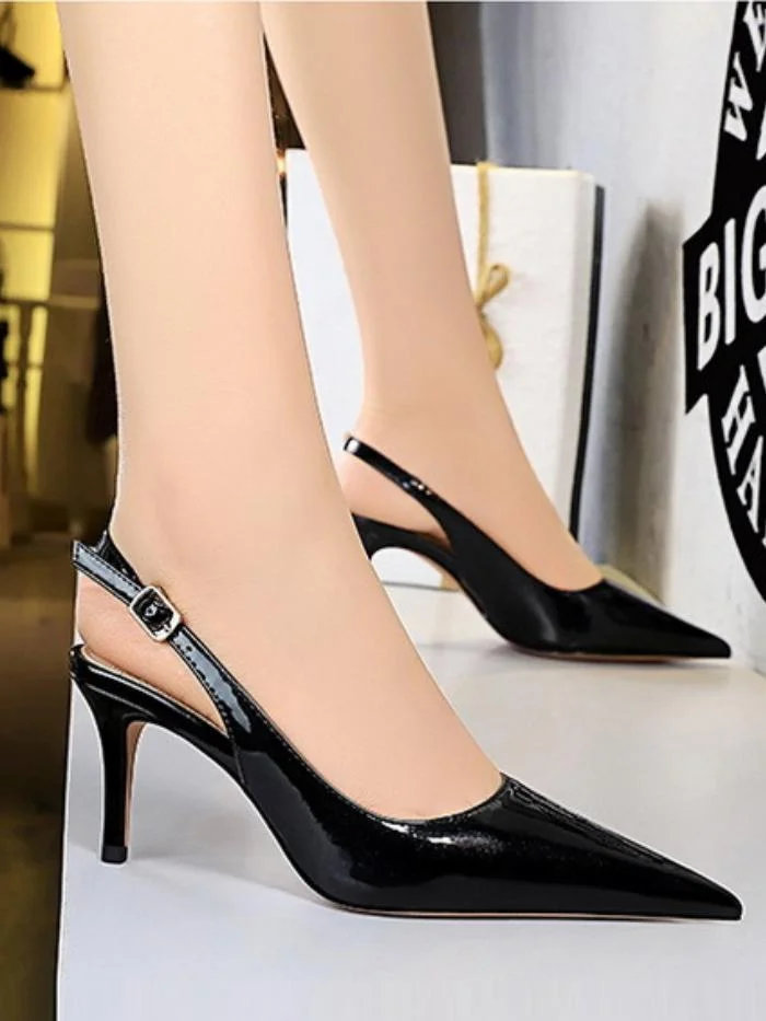 Simple stiletto shoes with shallow mouth and pointed toe hollow back strap