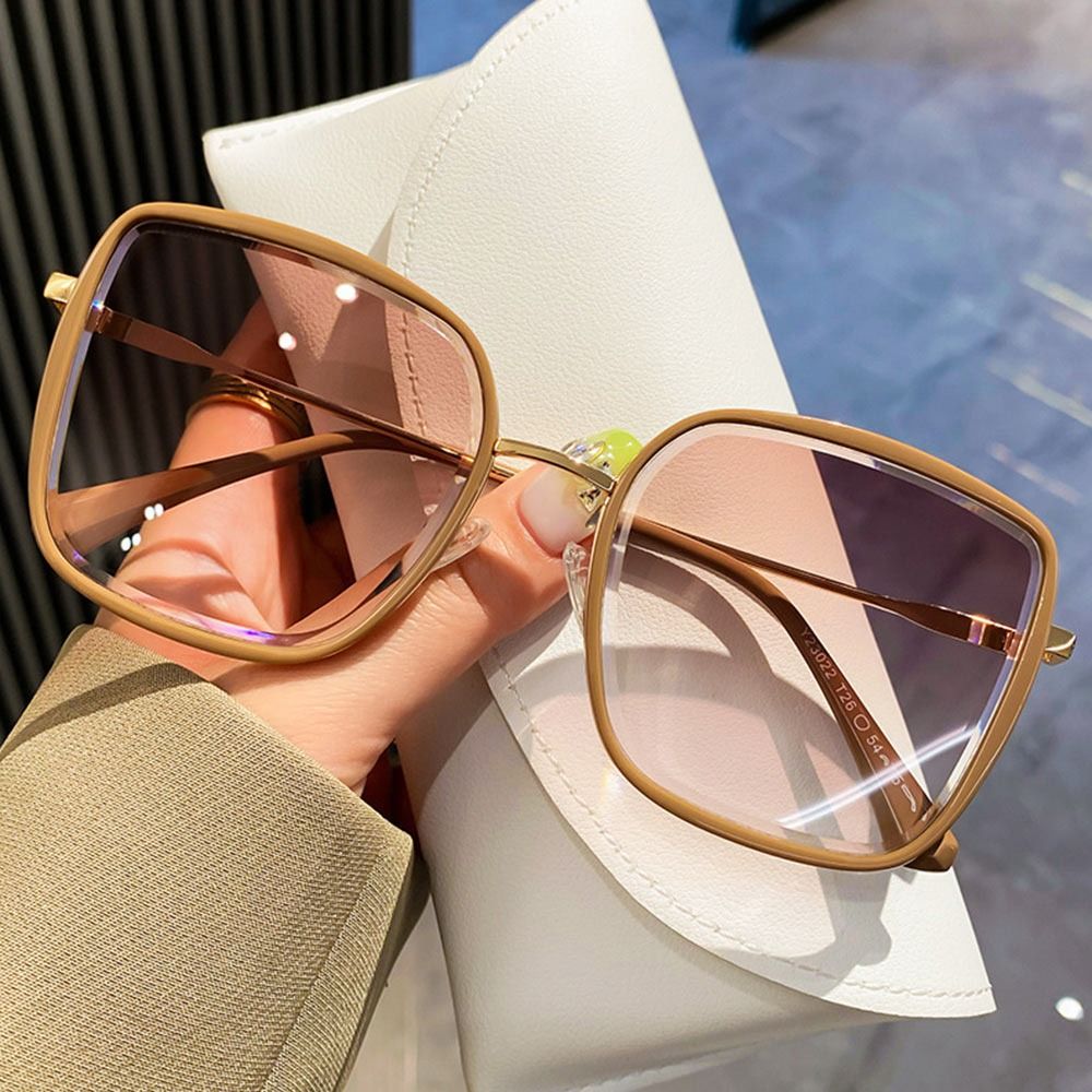 Beach Travel Oversized Sunglasses Retro UV400 Lens Square Metal Frame Sun Glasses Eyewear for Women & Men