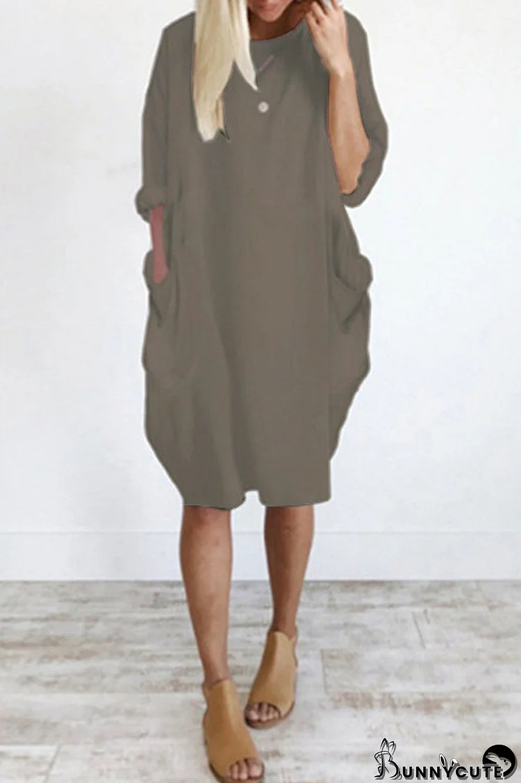 Plus Size Pocket Short Sleeve Midi Dress