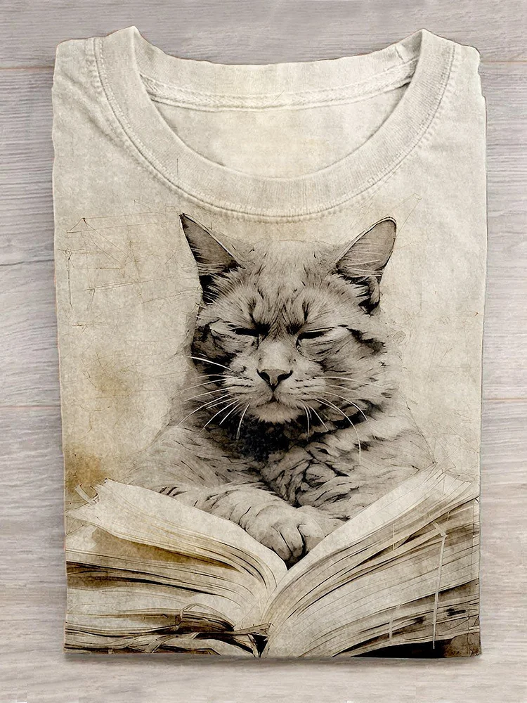 Reading And Pensive Cat Creative Design T-shirt socialshop