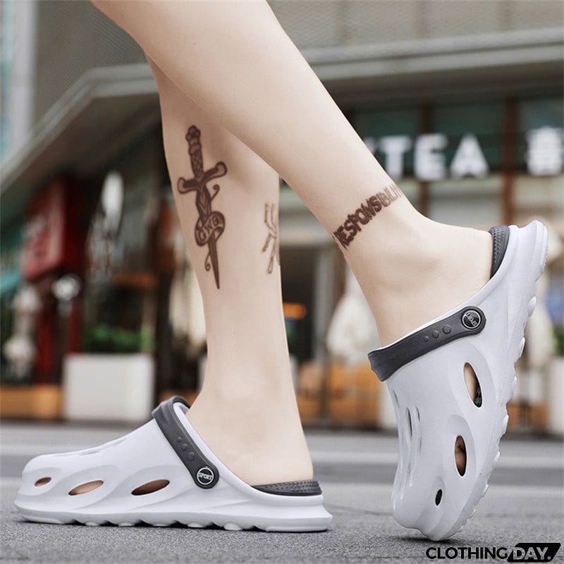 Male summer Outside Wear Non-slip Light Holes Sandals