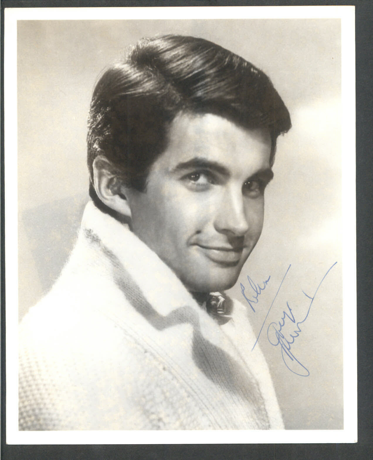 George Hamilton - Signed Vintage Celebrity Autograph Photo Poster painting - Godfather Part III