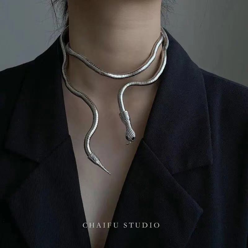 Rotimia Stylish Snake Shape Necklace