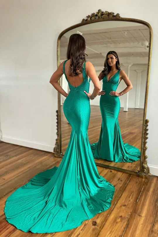 Green Prom Dresses 2026 | Elegant, Emerald & Trendy Styles | Petalisse Green Prom Dresses 2026 | Elegant, Emerald & Trendy Styles | Petalisse
