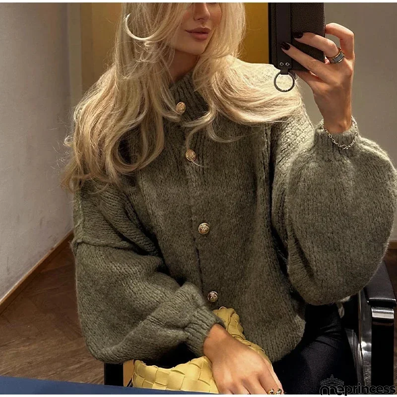 Simple and Stylish Pullover