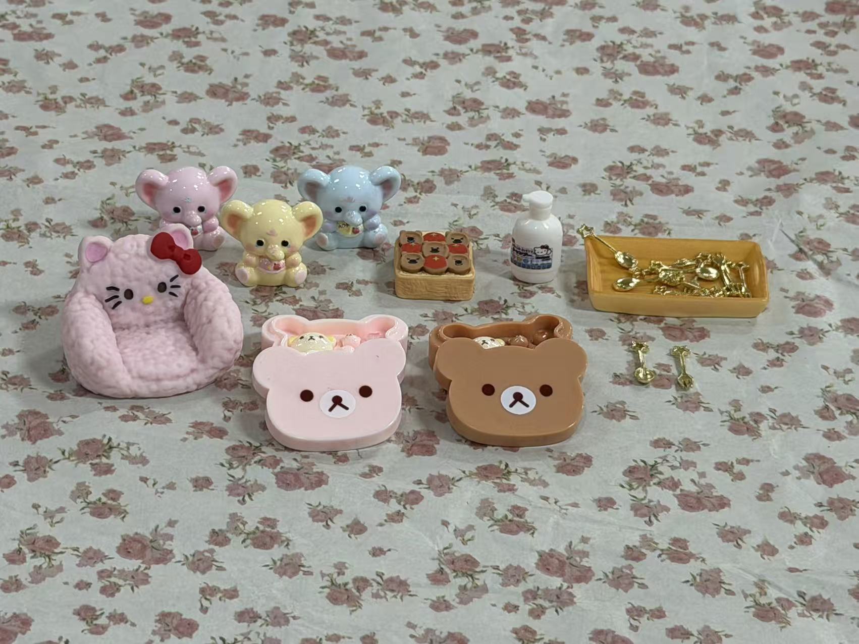 #026 Charms on Hand