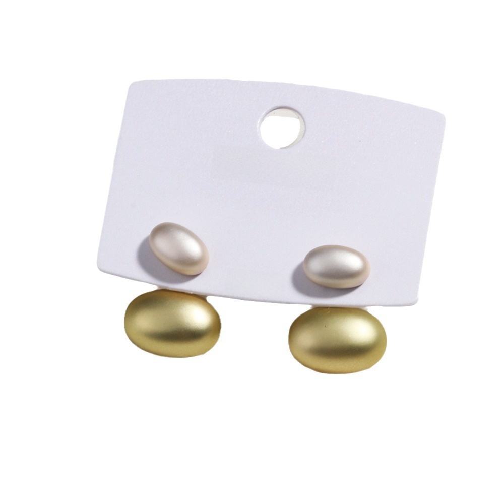 Moderate Luxury Irregular Circle Geometric Plastic Stud Earrings