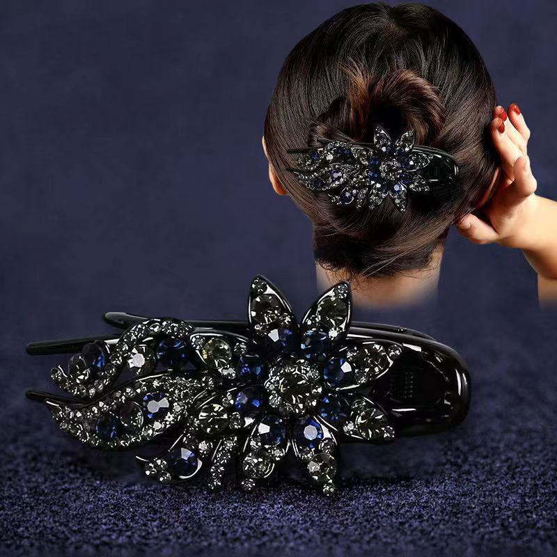 Chic Vintage Rhinestone Flower Hair Clip Barrette - Glamorous Bridal Wedding Accessory for Brides and Parties - Dazzling Sparkle and Secure Hold