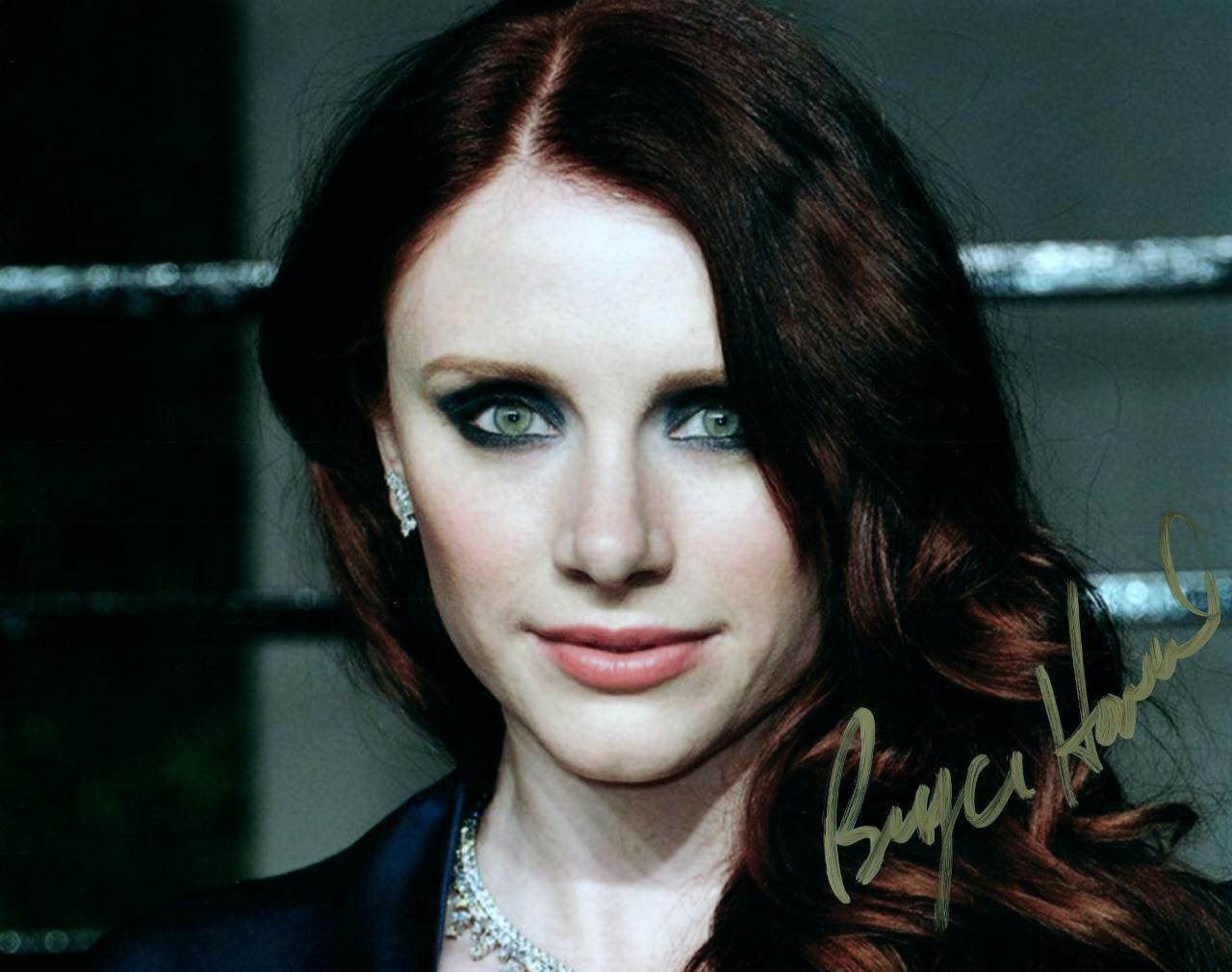 Bryce Dallas Howard signed 8x10 Picture autographed Photo Poster painting Nice Photo Poster painting with COA