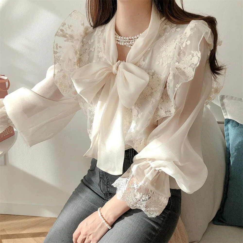 Jangj Alien Kitty Apricot Princess Women Blouses Stylish Lace Ruffles Loose-Fitting 2022 Spring Gentle Lady Casual Office Wear Tops