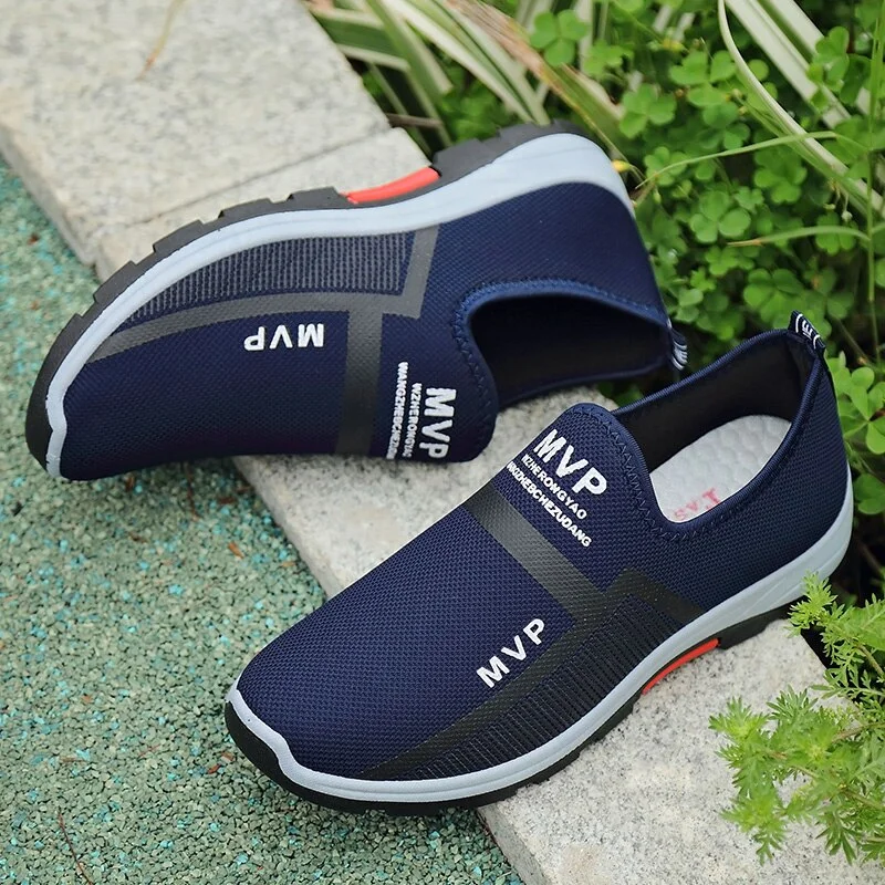 2021 New Men Shoes Spring Casual Shoes Comfortable Fashion Light Outdoor Running Climbing Shoes Hiking Sneakers Non-Slip Loafers