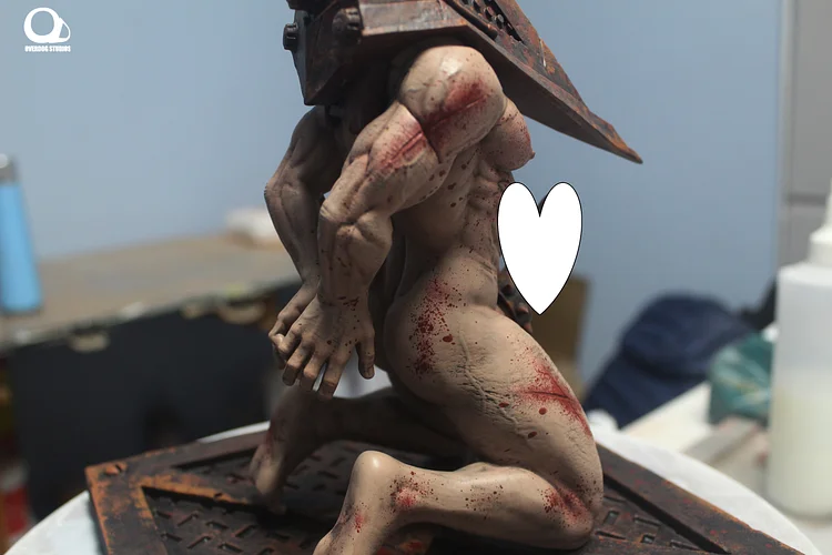 Pyramid Head Silent Hill Bust Sculpt With Mini Canvas -  Finland