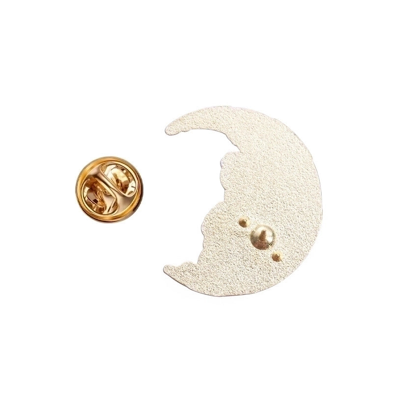 Minimalist Classic Style Artistic Moon Skull Alloy Stamping Stoving Varnish Plating Women’s Brooches