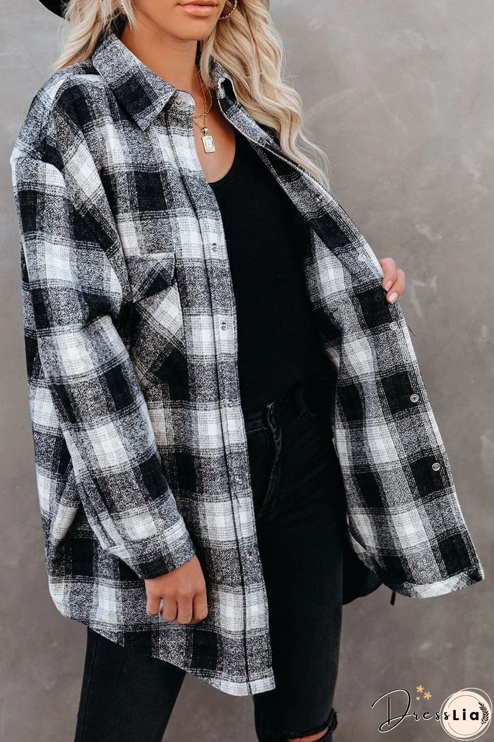 Winter Outfits Black Buttons Pocketed Plaid Shacket