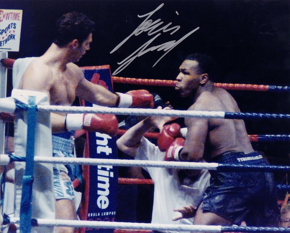 LOU SAVARESE hand-signed MIKE TYSON IN-RING HEAVYWEIGHT FIGHT 8x10 authentic COA