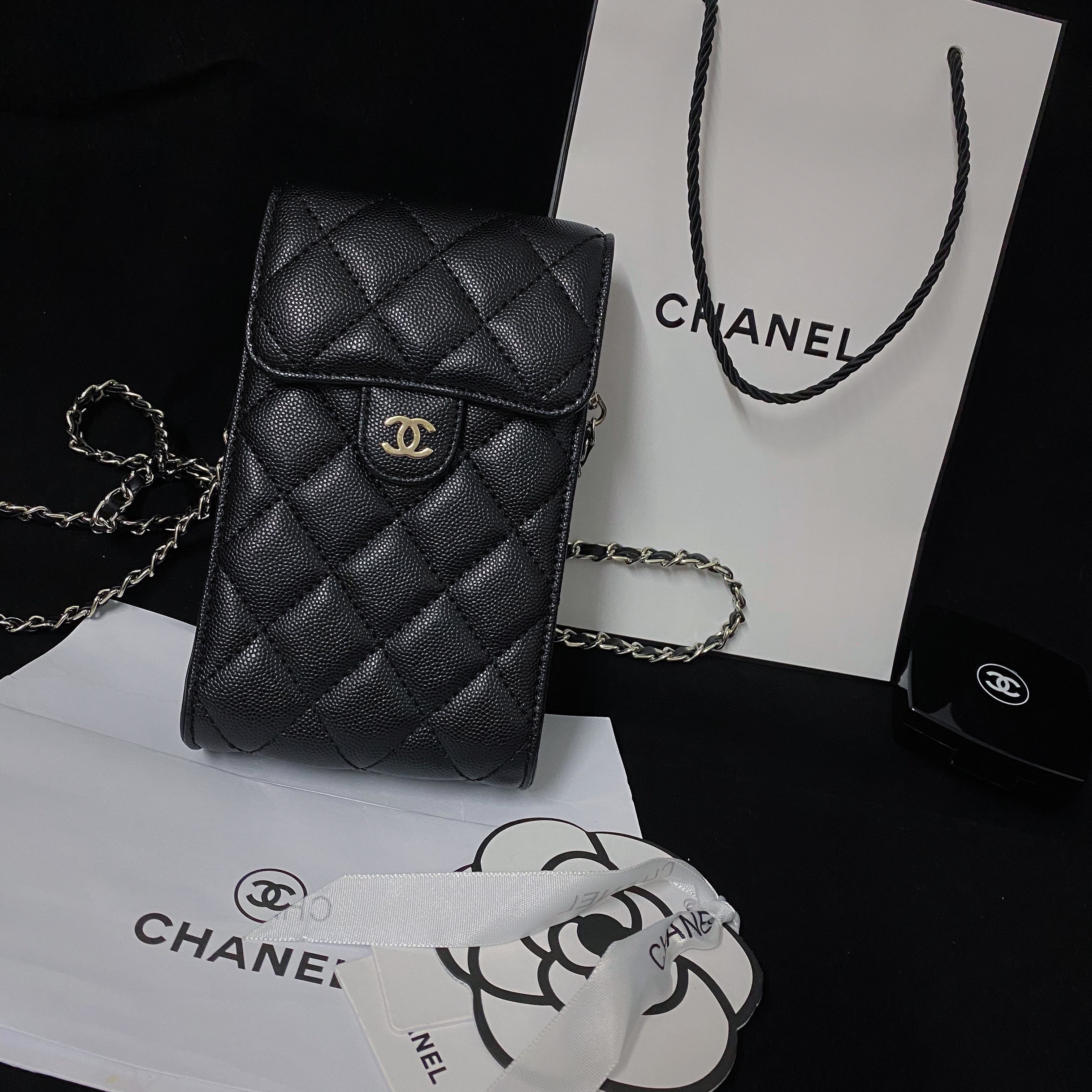 Chanel Luxury Genuine Leather Crossbody Phone Bag Elegant Tote Bag
