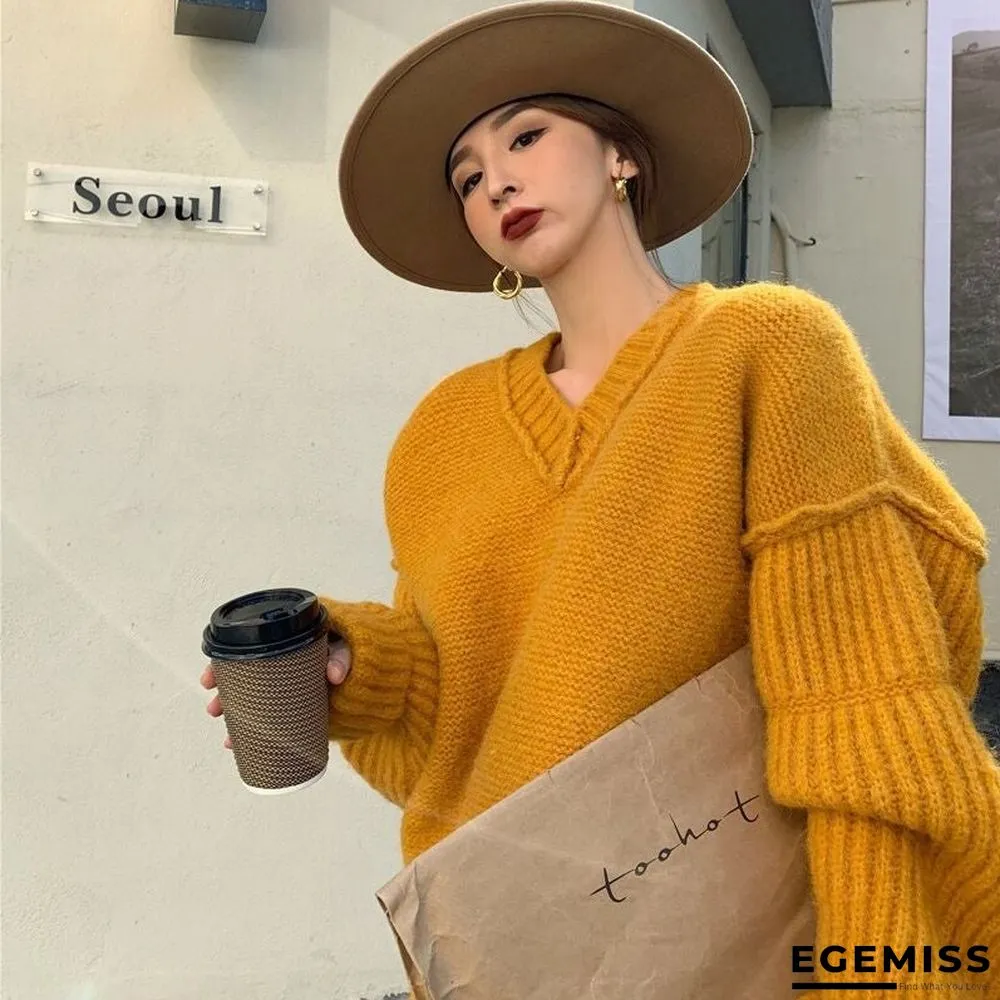 Loose and Lazy V-Neck Sweater | EGEMISS