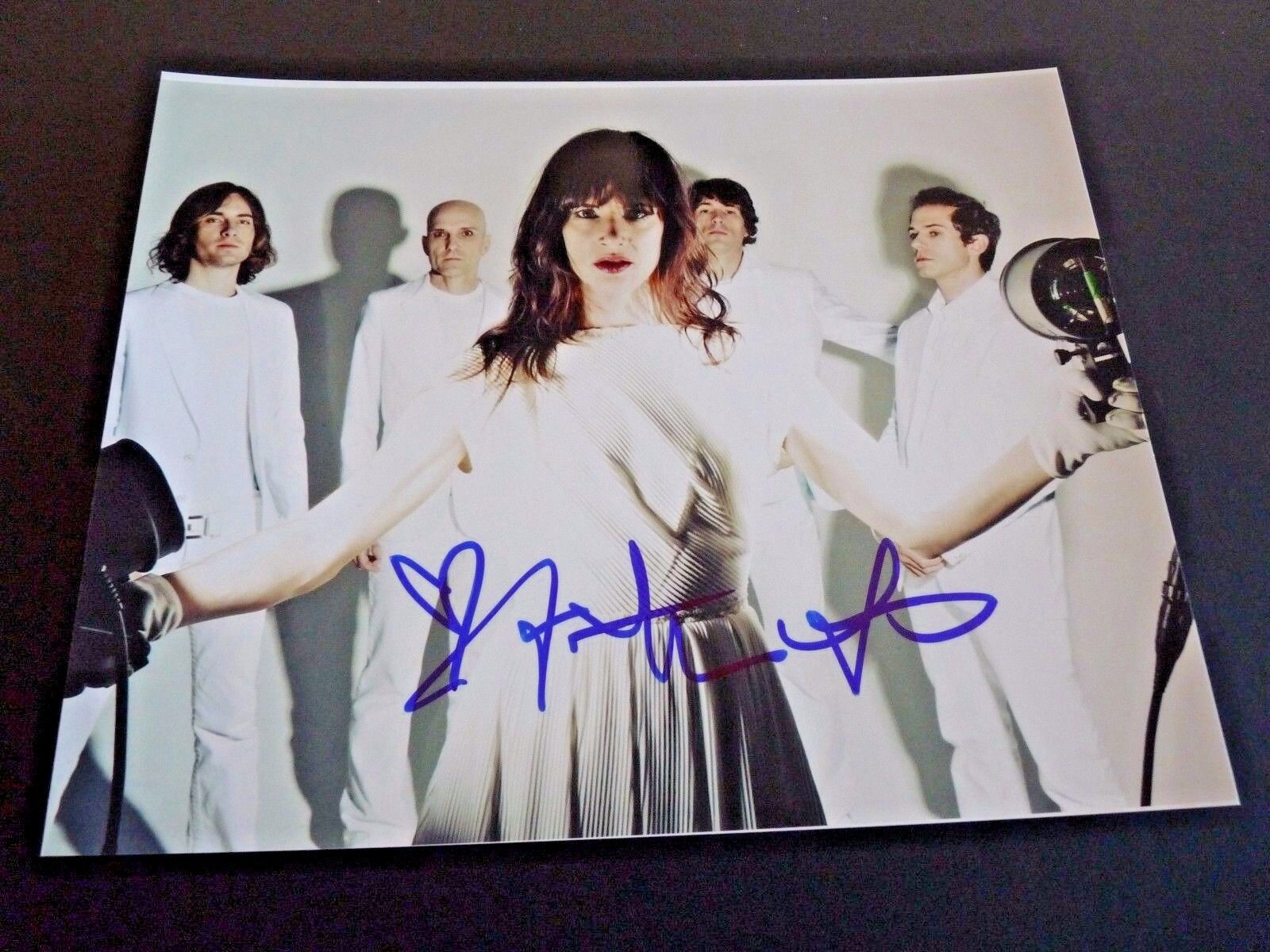Juliette Lewis & The Licks Signed Autographed 8x10 Photo Poster painting PSA Beckett Guaranteed