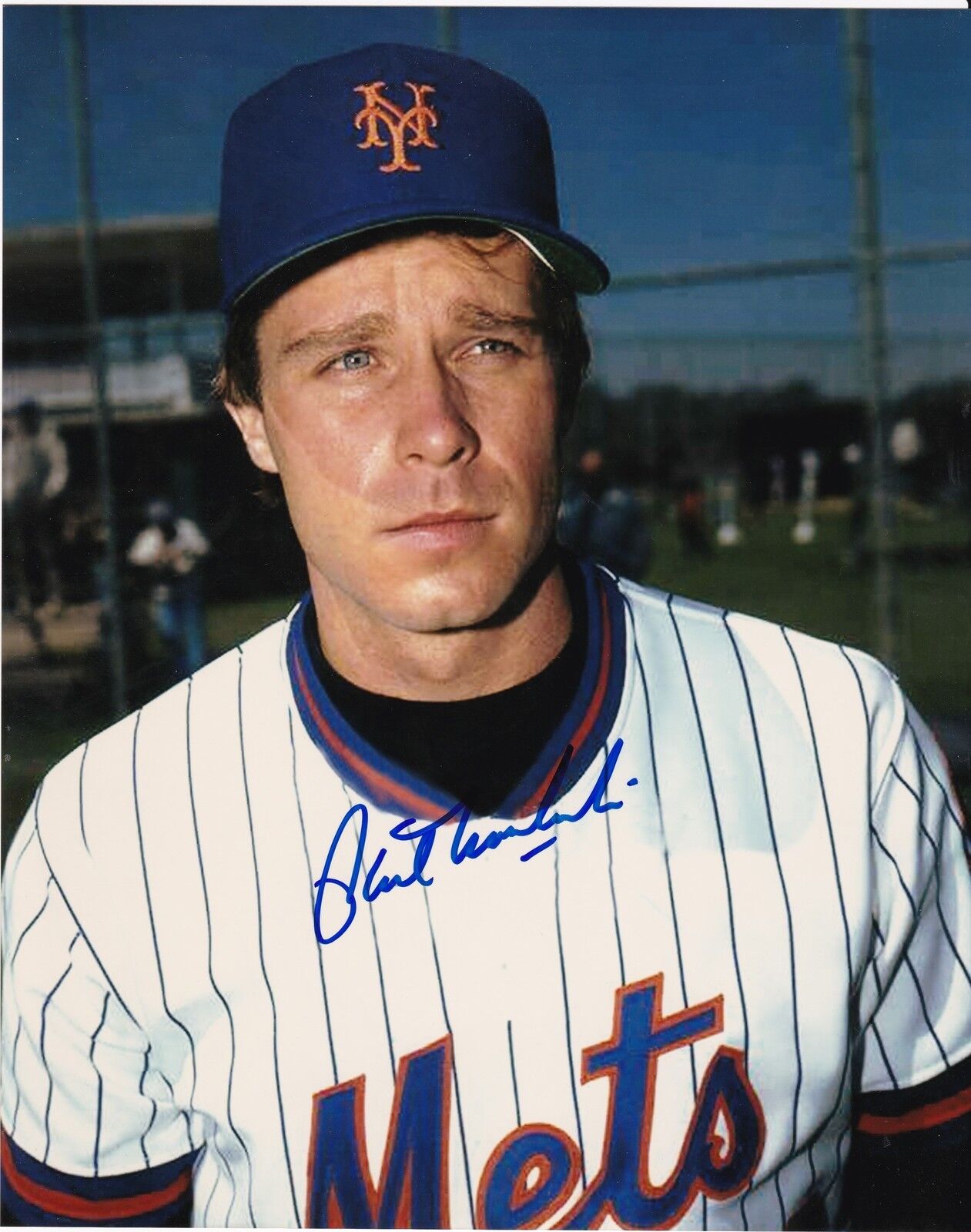 PHIL MANKOWSKI NEW YORK METS ACTION SIGNED 8x10