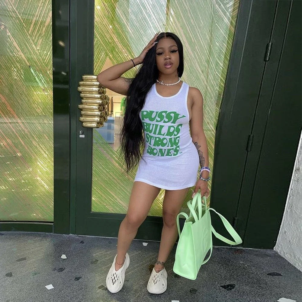 ANJAMANOR Letter Print White Rib Tank Dresses Street Fashion Sexy Summer Clothes for Women Sleeveless Bodycon Mini Dress D82BA18