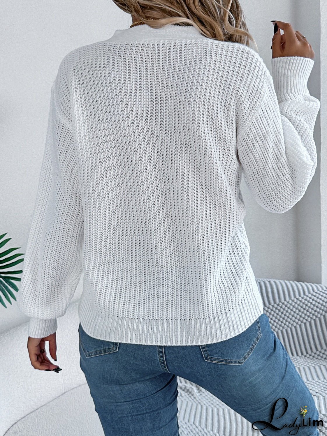Casual and Fashionable winter Sweater