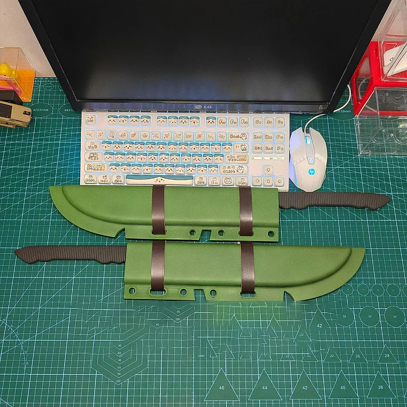 Kaiju No. 8 Soshiro Hoshina Swords