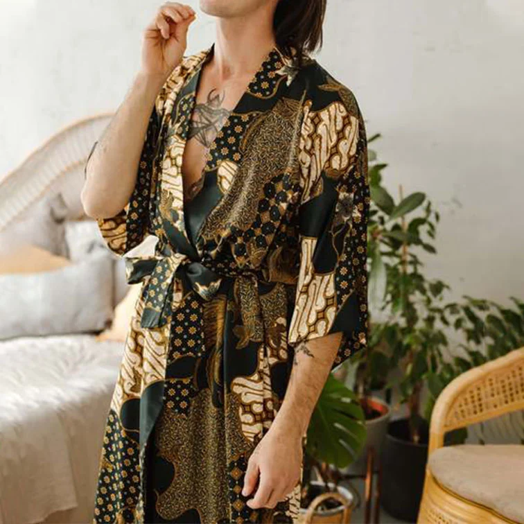 Resort Casual Kimono-inspireuse