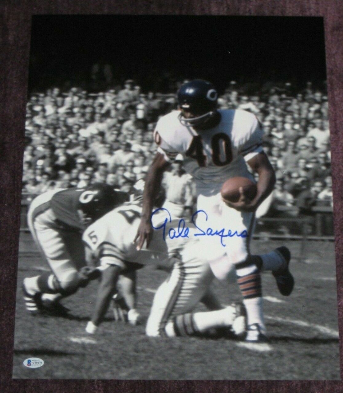 Gale Sayers 签名芝加哥熊 16x20 照片带 Beckett 真品证明