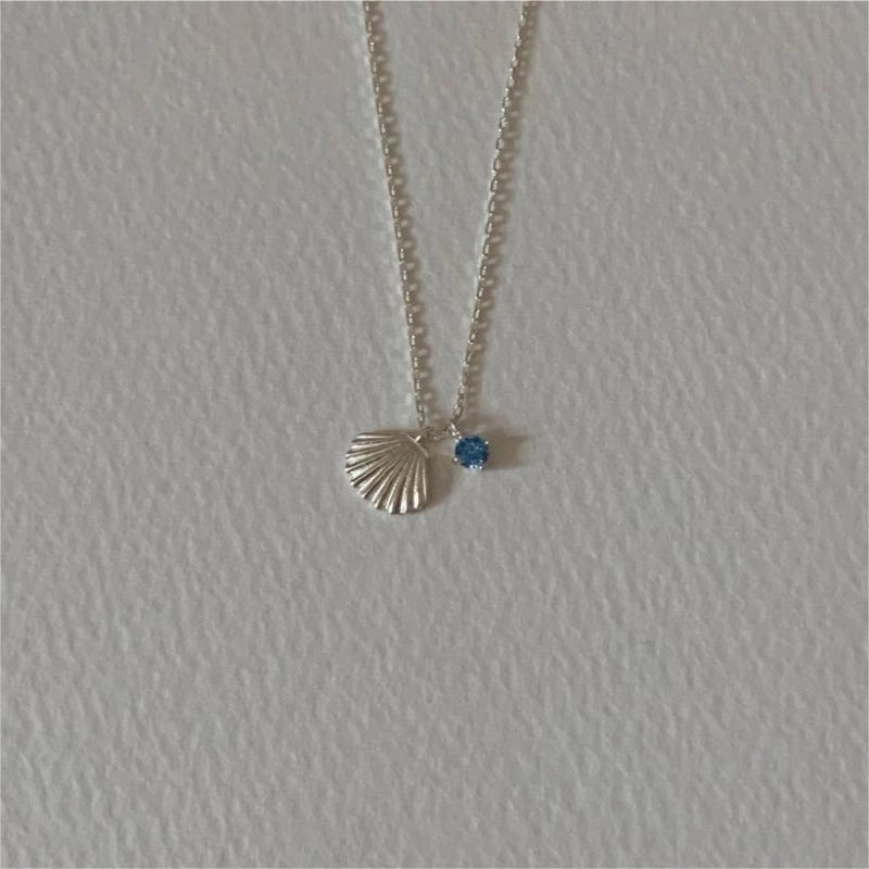 925 Sterling Silver Rhinestones Inlay Shell Pendant Necklace