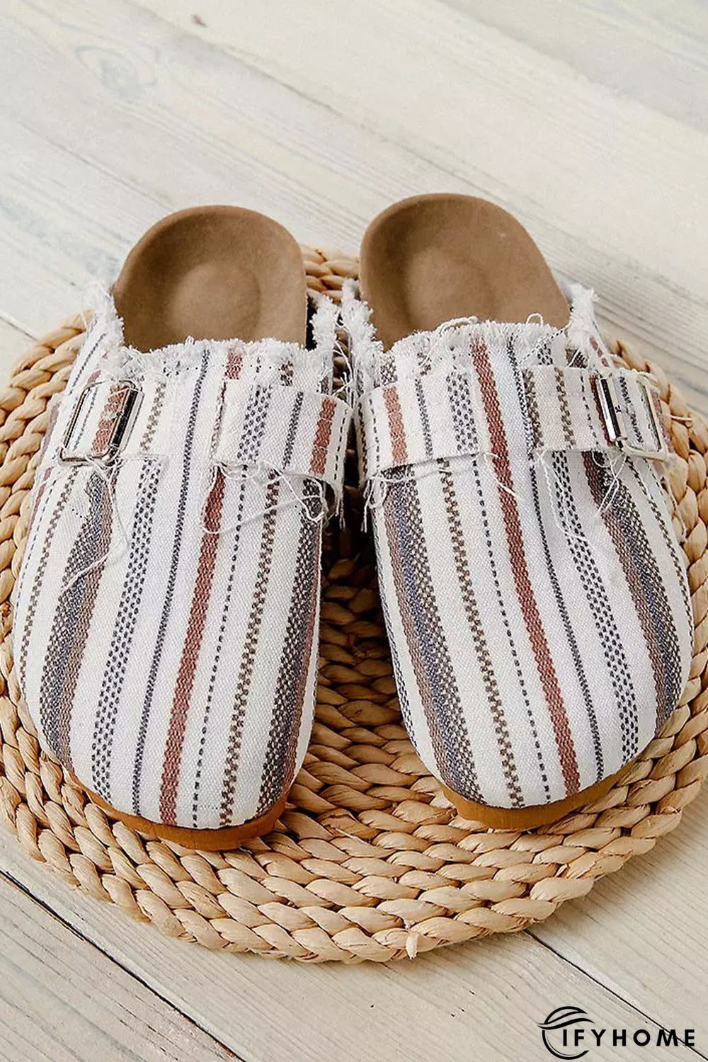 White Striped Slip-on Canvas Slippers | IFYHOME