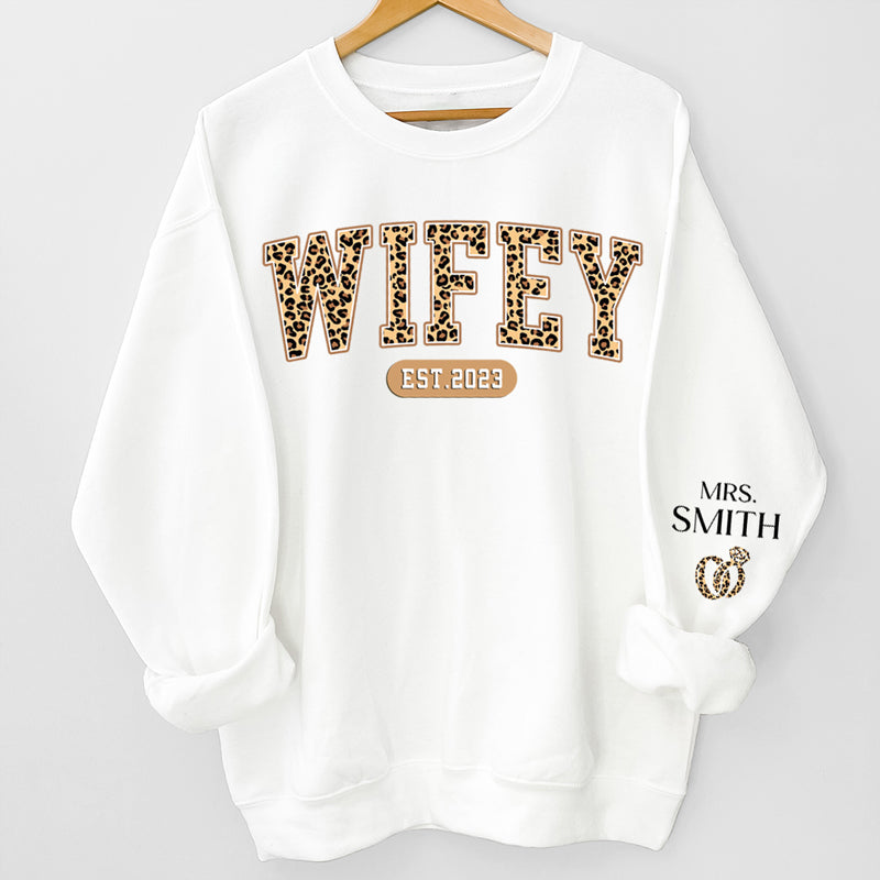 Loveyoufancy A Happy Wifey - Couple Personalized Custom Unisex Sweatshirt With Design On Sleeve - Gift For Husband Wife, Anniversary