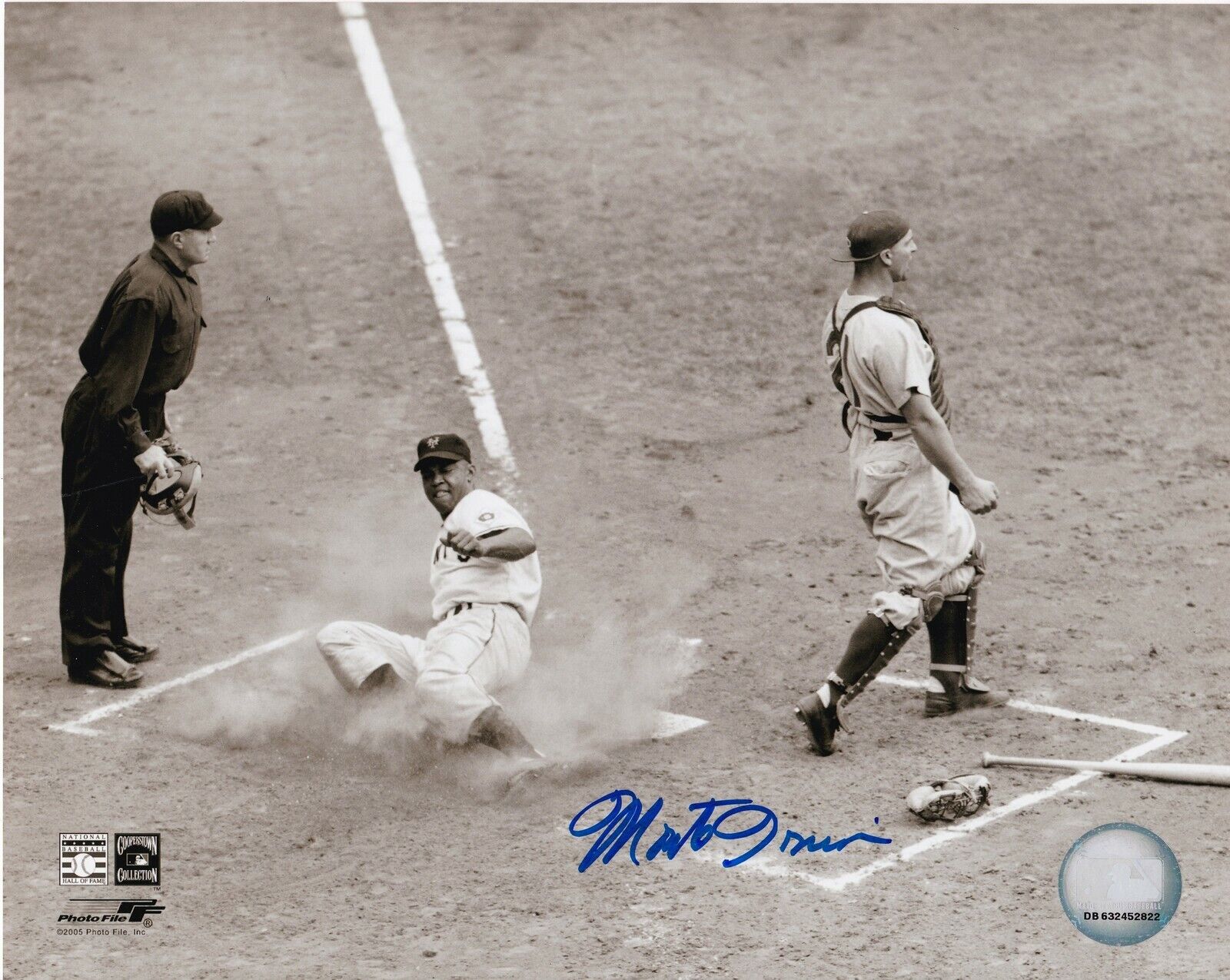 MONTE IRVIN NEW YORK GIANTS ACTION SIGNED 8x10